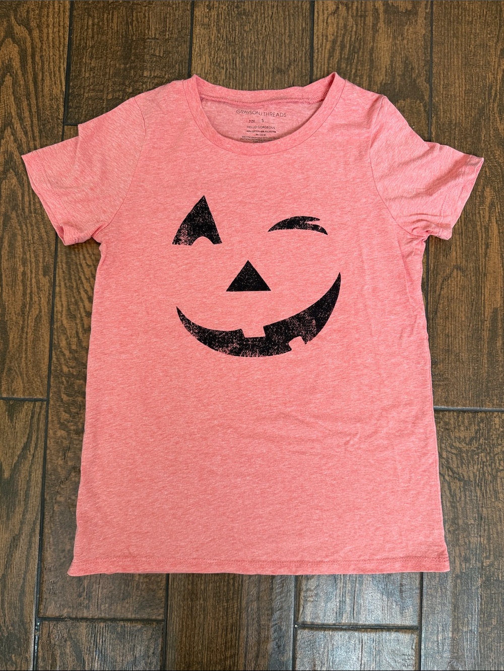 Halloween Fall Distressed Pumpkin Jack-o’-lantern Winking Face T-Shirt-Small
